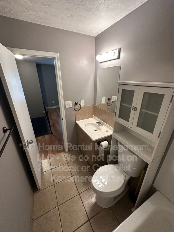 Building Photo - 420 N Jennings Rd