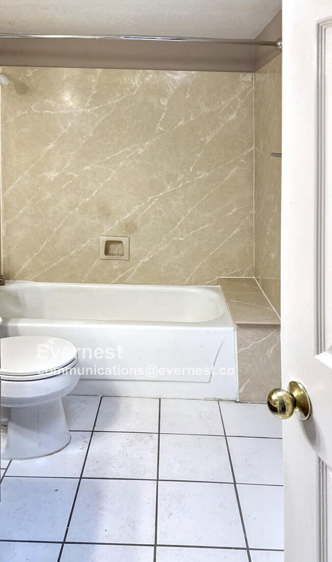 Building Photo - 2457 N Ironwood Ridge Dr
