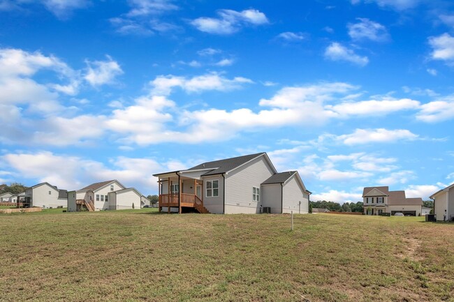 Building Photo - **Beautiful New Construction Home in Zebulon**
