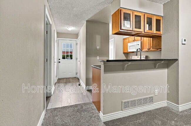 Building Photo - 378 Pheasant Run