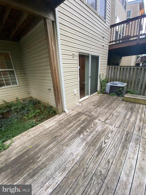 Building Photo - 123 Swearingen Way