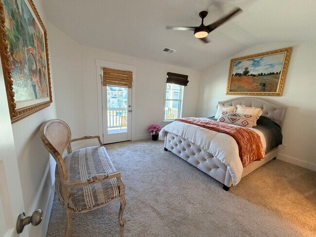 Building Photo - Four Bedroom Town Home in Old Stoney Village- Two Primary Suites