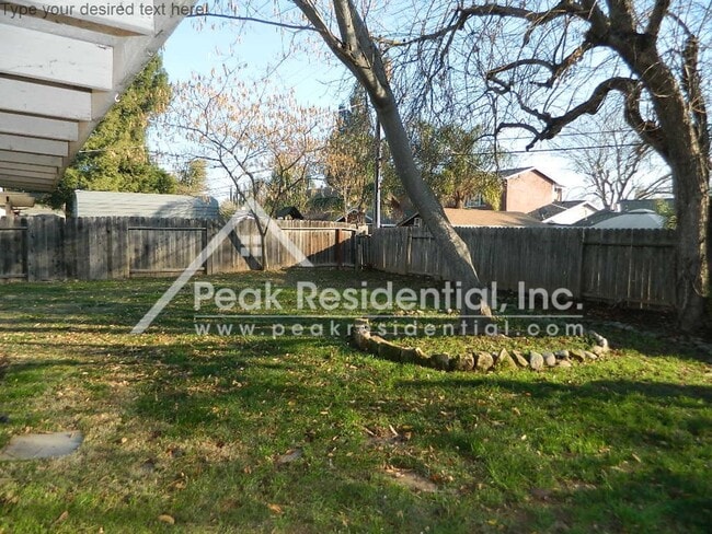 Building Photo - Spacious 2bd/2ba Citrus Heights Home with 2 Car Garage