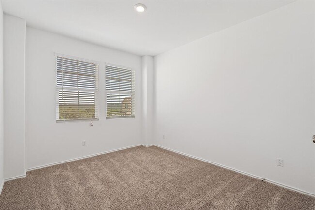 Building Photo - 301 Montauk Loop
