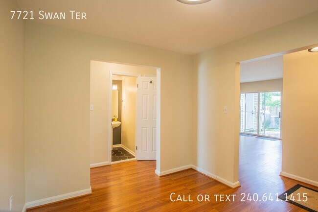 Building Photo - 7721 Swan Terrace