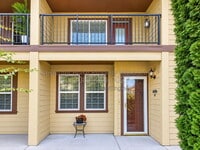 Building Photo - 1262 E Winding Creek Dr