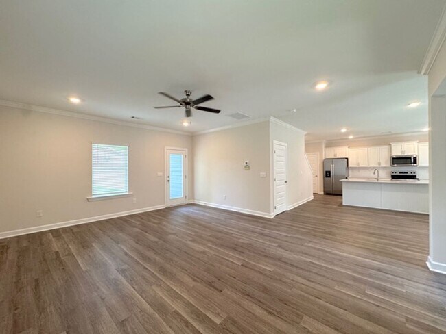 Building Photo - Just Built Beautiful comfortable, open con...