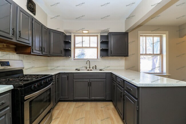 Building Photo - 12530 Lusher Rd