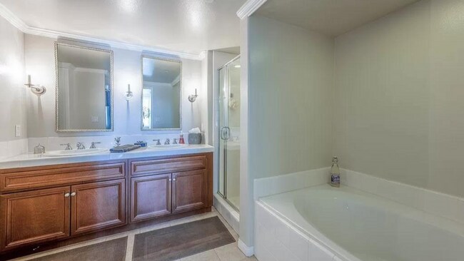 Building Photo - 4346T- Tradewinds Lookout | FURNISHED