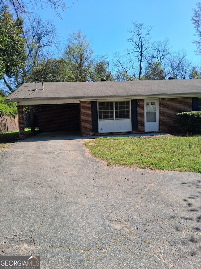 Building Photo - 14 Brannan St