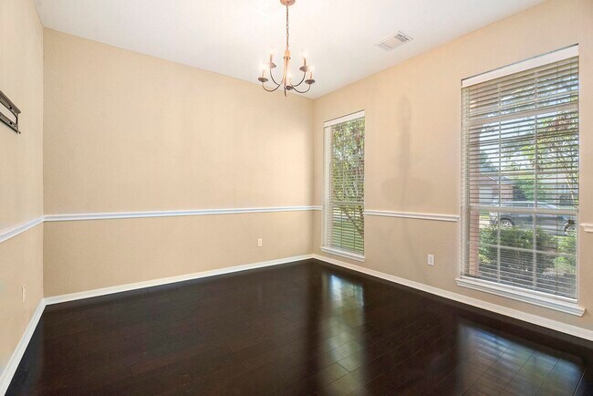 Building Photo - 6185 Galloway Ln