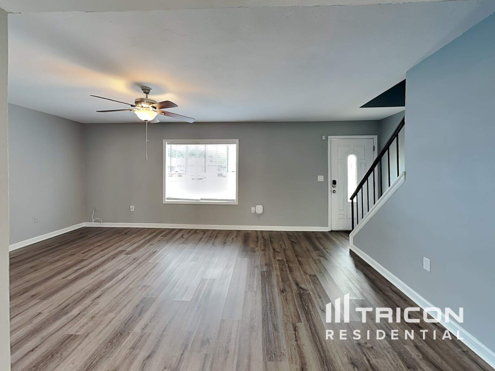 Building Photo - 2543 Golden Poinciana Pl