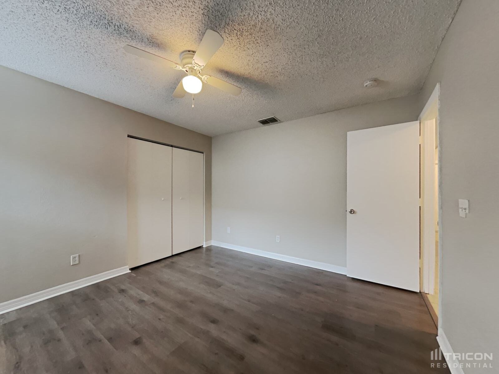 Building Photo - 1534 Thistledown Dr