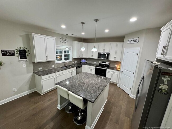 Building Photo - 3245 Hunting Lodge Rd
