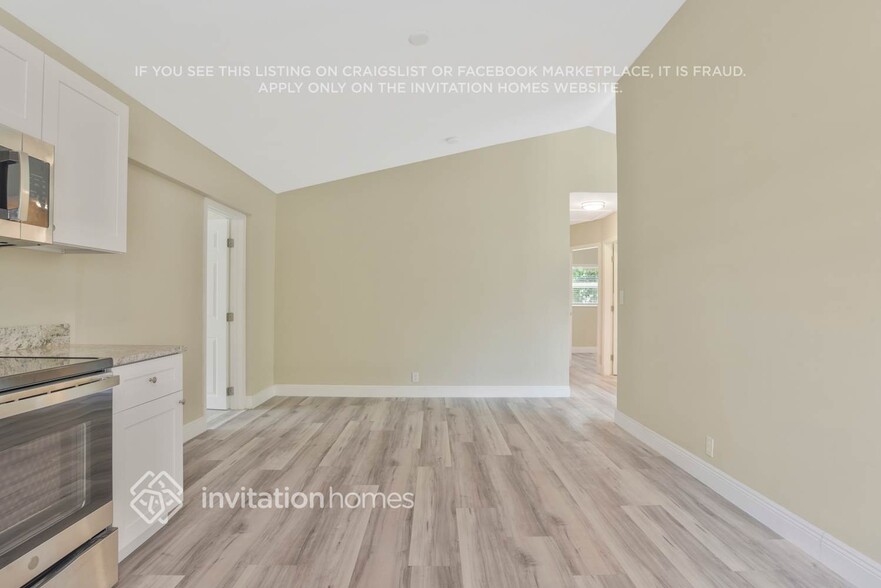 Building Photo - 1333 Stately Oaks Dr NW