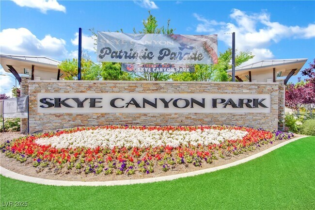 Building Photo - 8907 Roadrunner Ravine St