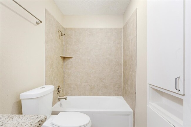 Building Photo - 3502 Ocee St