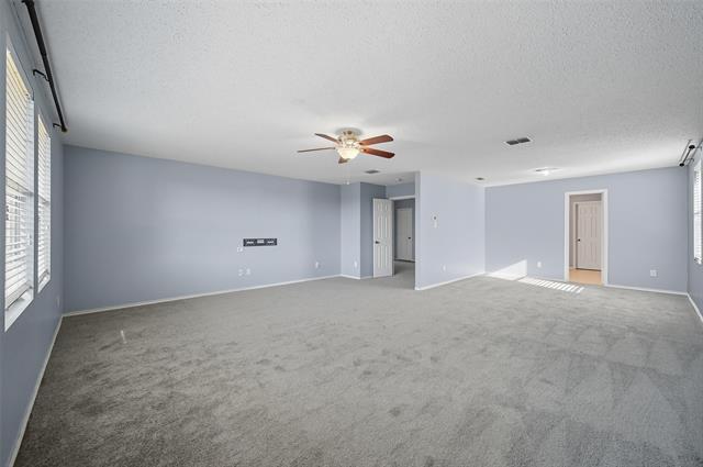 Building Photo - 1130 Annie Oakley Dr