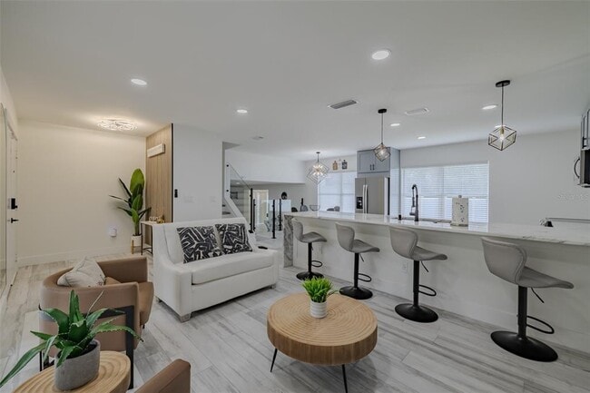 Building Photo - 23700 Lake Hills Dr