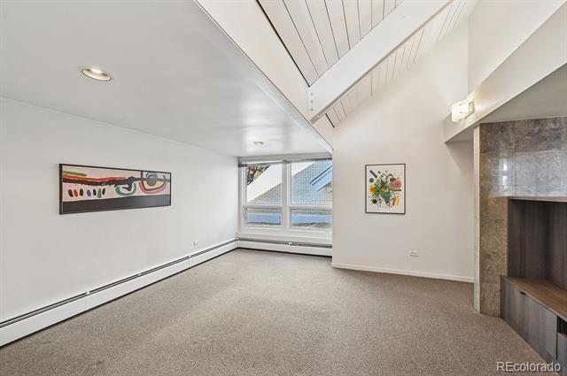 Building Photo - 3130 S Monroe St