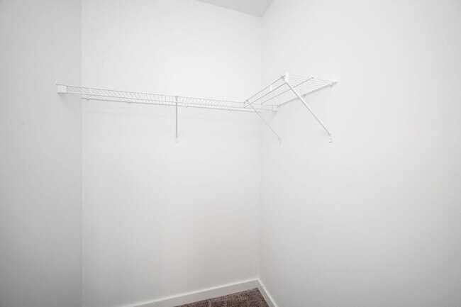 Building Photo - 542 Boulevard NE