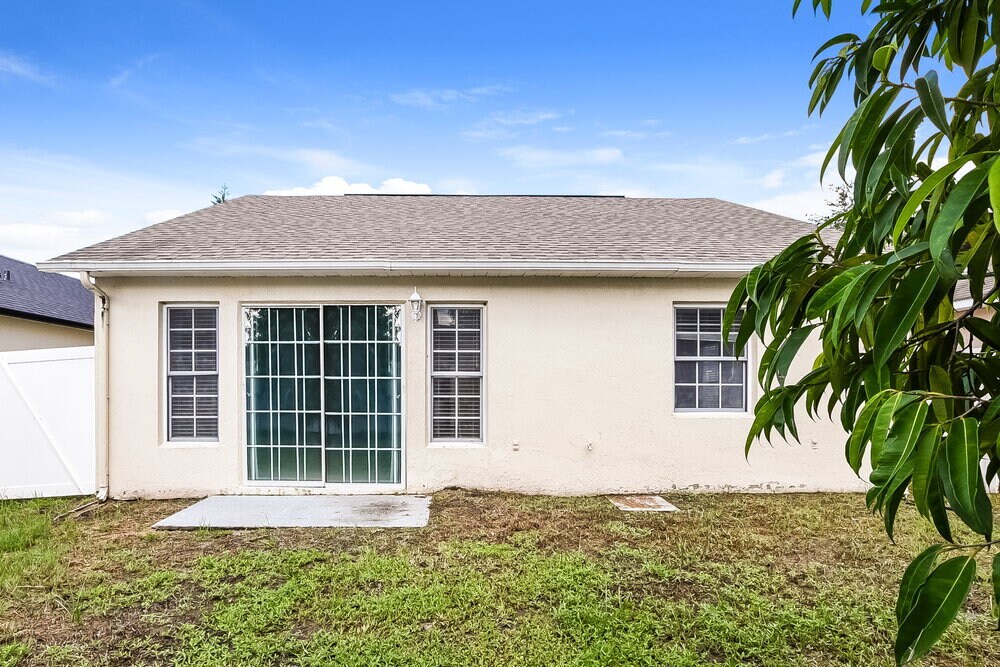 Building Photo - 2459 Parsons Pond Cir