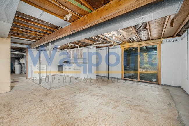 Building Photo - 4340 Brown Rd