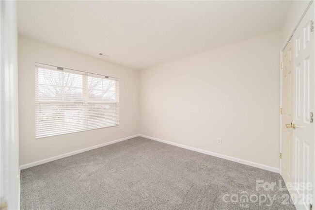 Building Photo - 2116 Sebastiani Dr