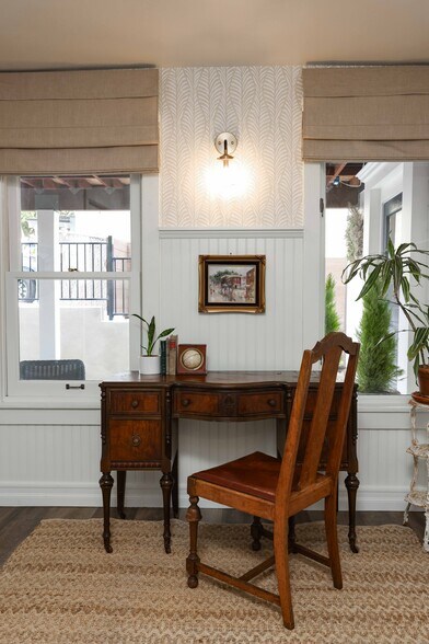 Secondary Bedroom - 2214 Brant St