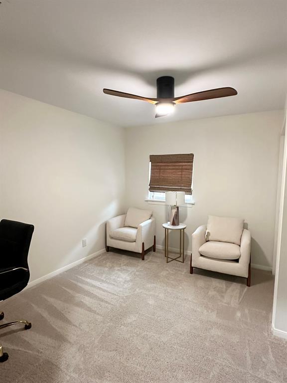 Building Photo - 2110 Potomac Dr