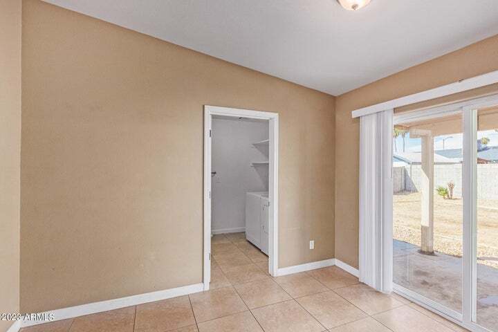 Building Photo - 3140 W Villa Rita Dr