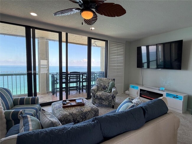 Building Photo - 9900 S Ocean Dr