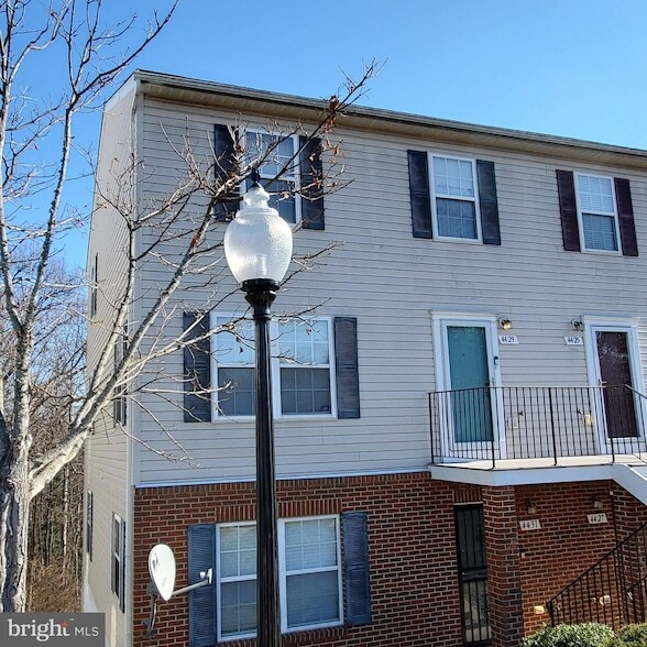 Building Photo - 4429 Blue Heron Way
