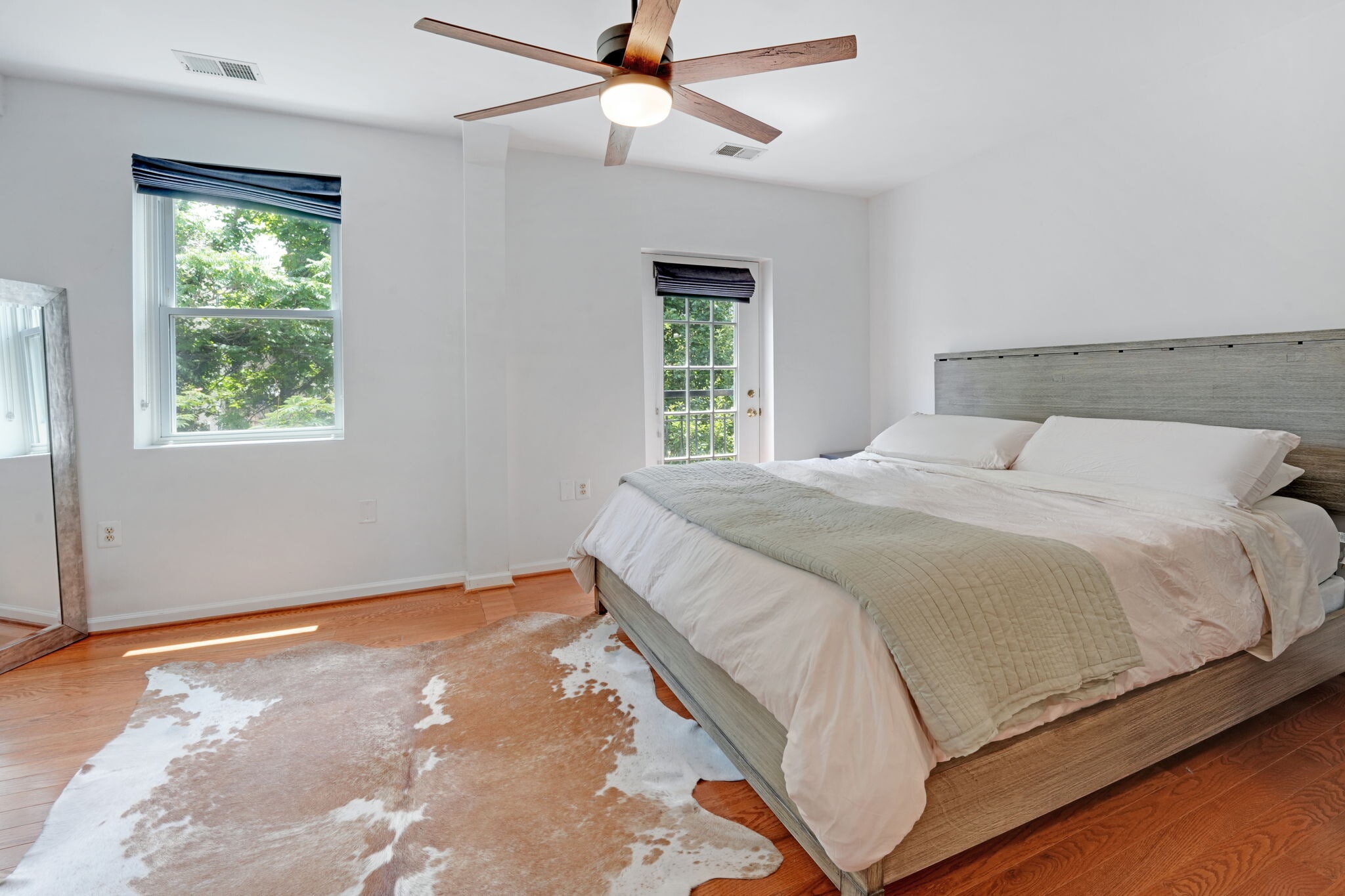 Building Photo - 520 Lamont St NW