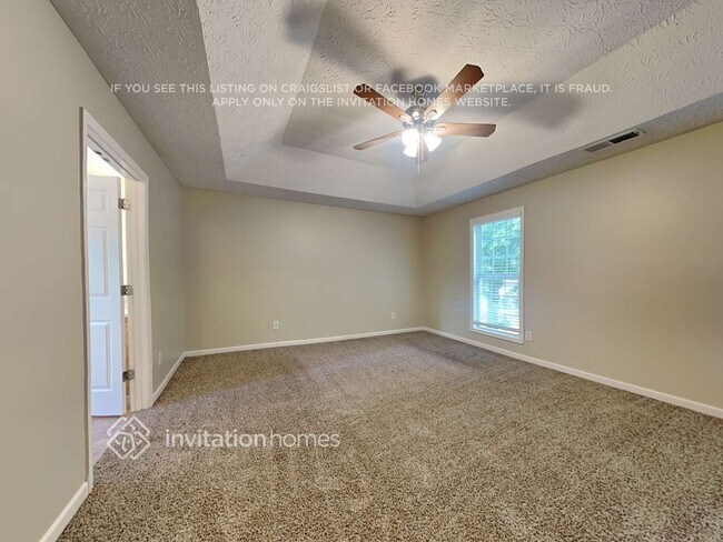 Building Photo - 5622 Elwood Cir