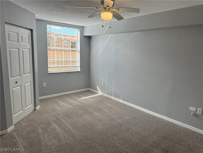 Building Photo - 8735 River Homes Lane