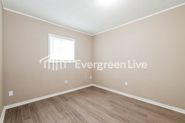 Building Photo - 119 Martin Rd