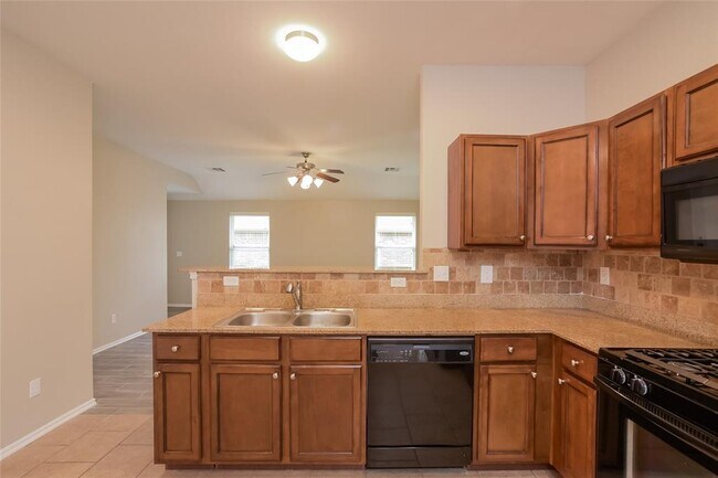Building Photo - 8105 Frye Ln