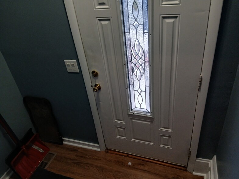 Building Photo - 20 Water St