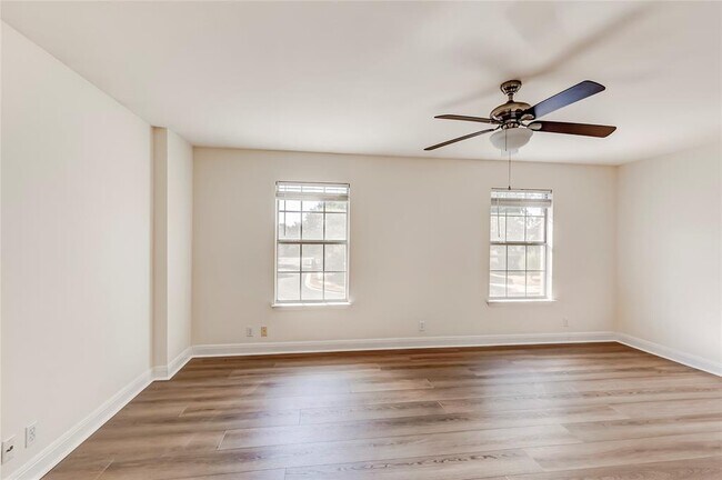 Building Photo - 8116 Forest Heights Ln