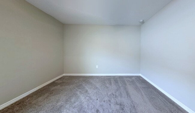 Building Photo - 376 Rain Berry Ave