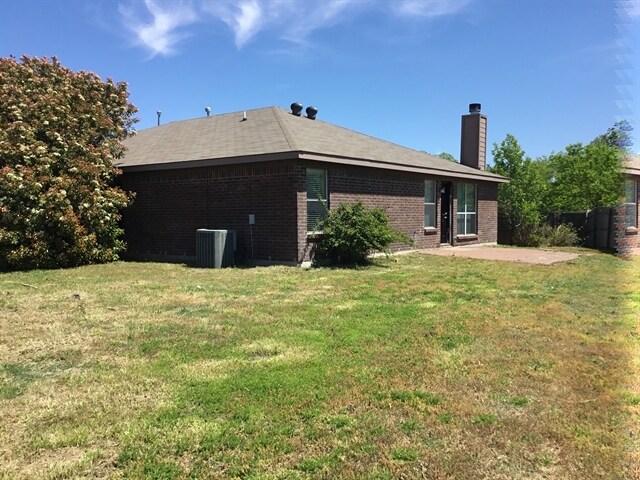 Building Photo - 2609 Ensenada Ln