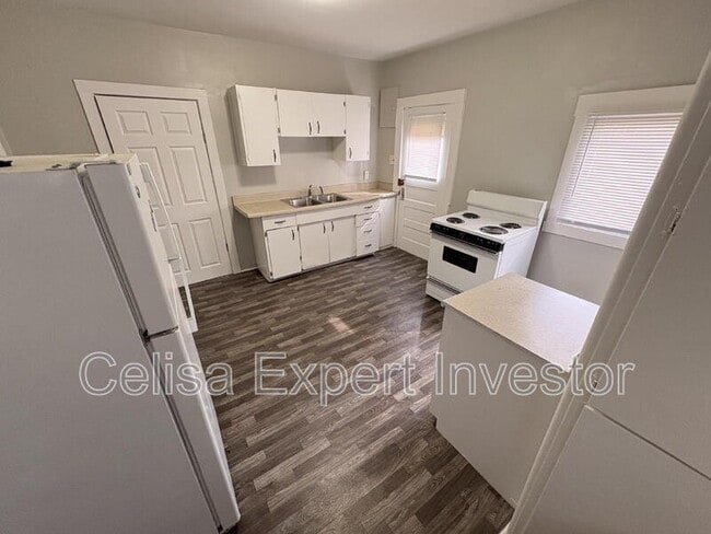 Building Photo - 2719 Indiana Ave