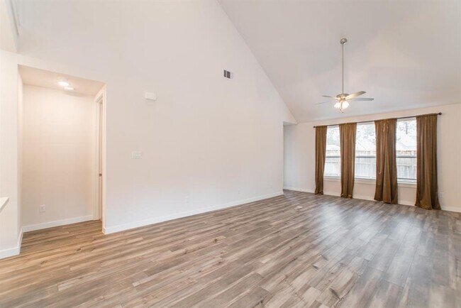 Building Photo - 7397 Mount Greylock Lp