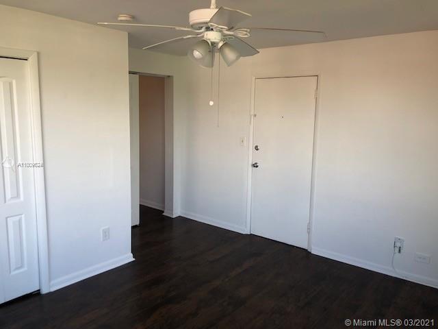 Building Photo - 444 Ponce de Leon Blvd