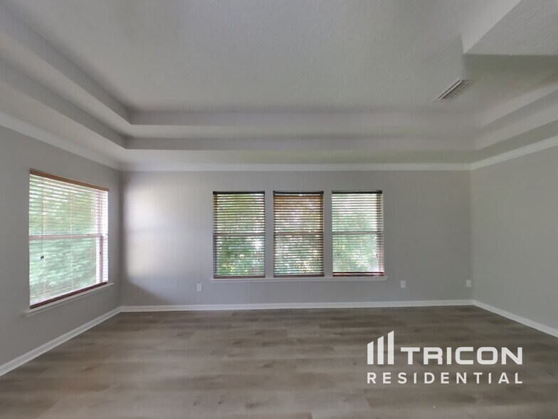 Building Photo - 12331 Cardinal Creek Dr