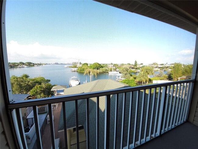 Building Photo - 1209 Apollo Beach Blvd