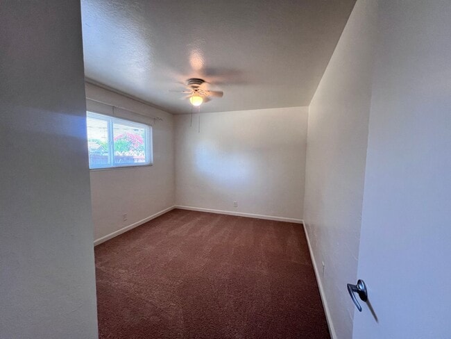 Building Photo - 40251 Laiolo Rd