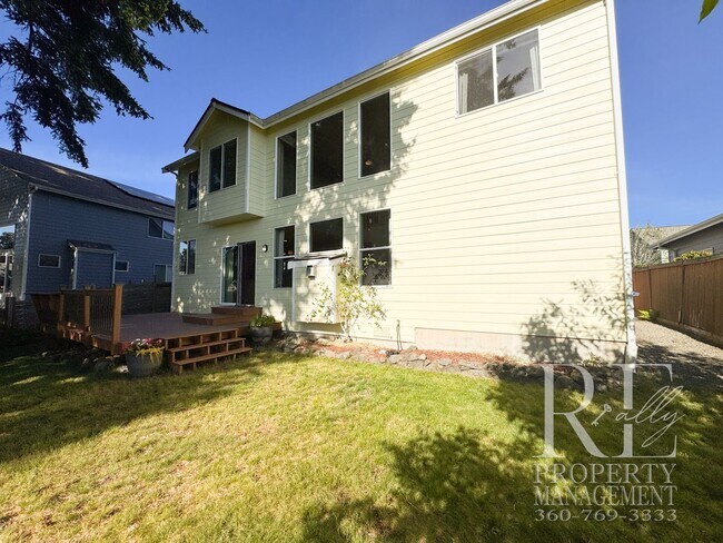 Building Photo - 18128 Mt Walker Dr NE