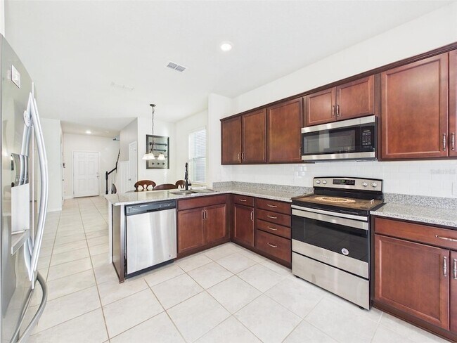 Building Photo - 5164 Chickadee St